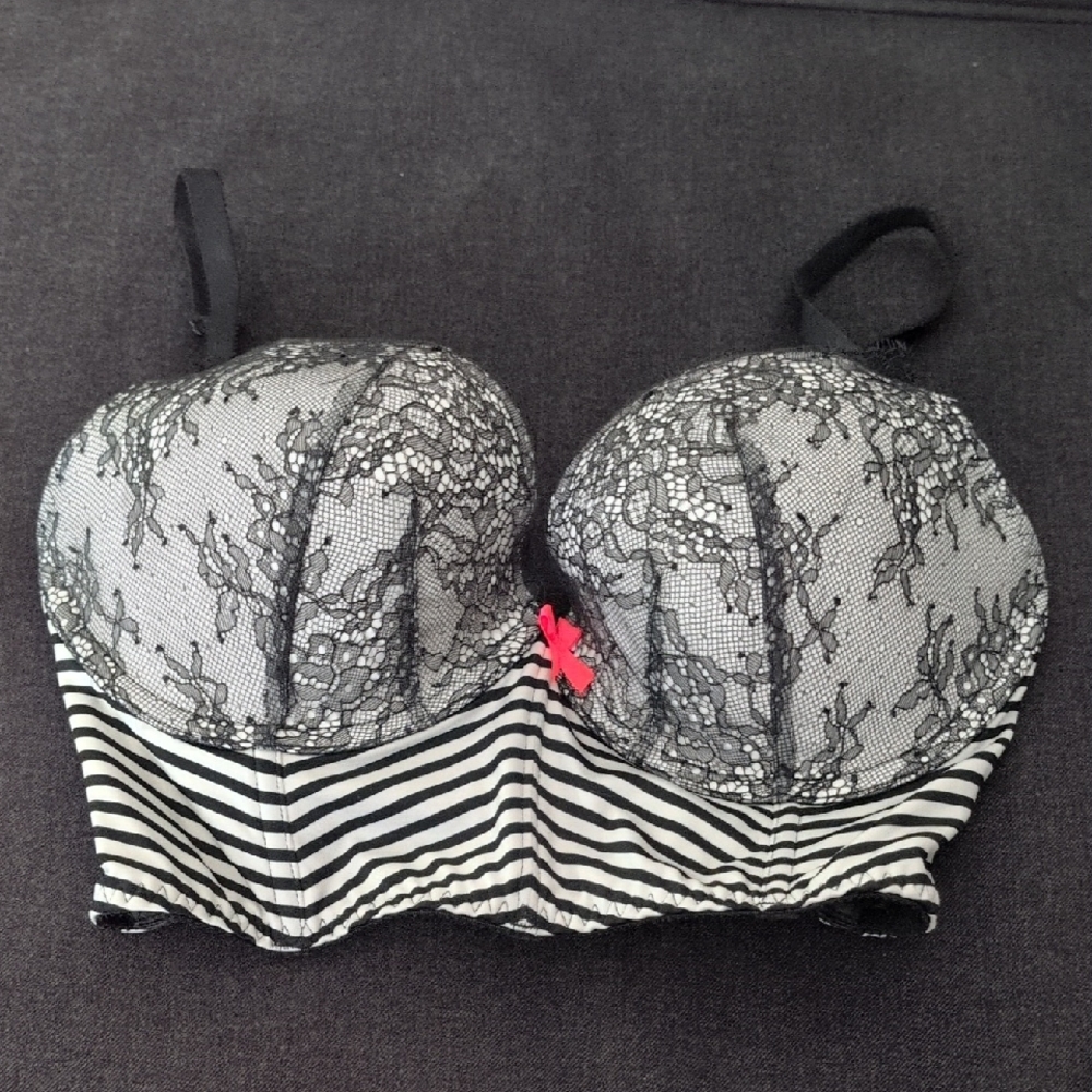 Victoria's Secret Very Sexy Long Line Push Up Black White Lace Stripes 34DD NWOT